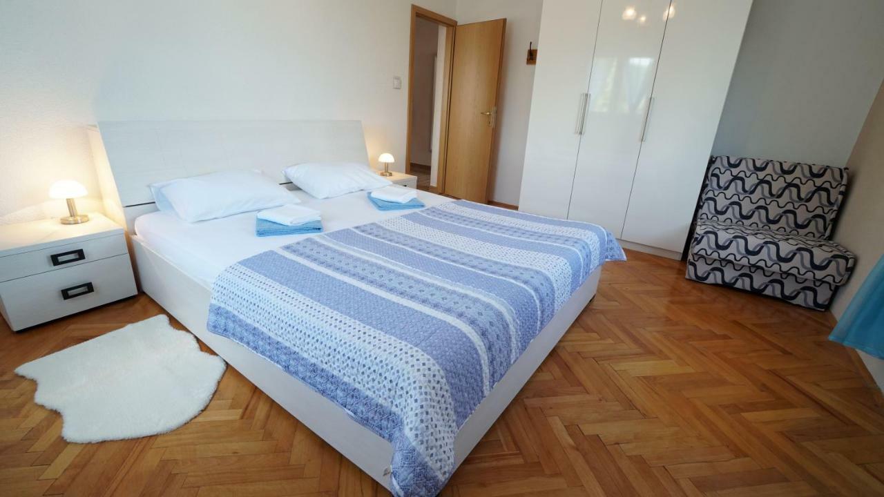 Apartment Ana Vinjerac Extérieur photo