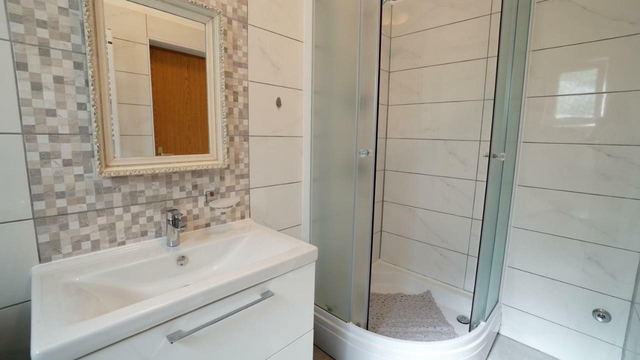 Apartment Ana Vinjerac Extérieur photo
